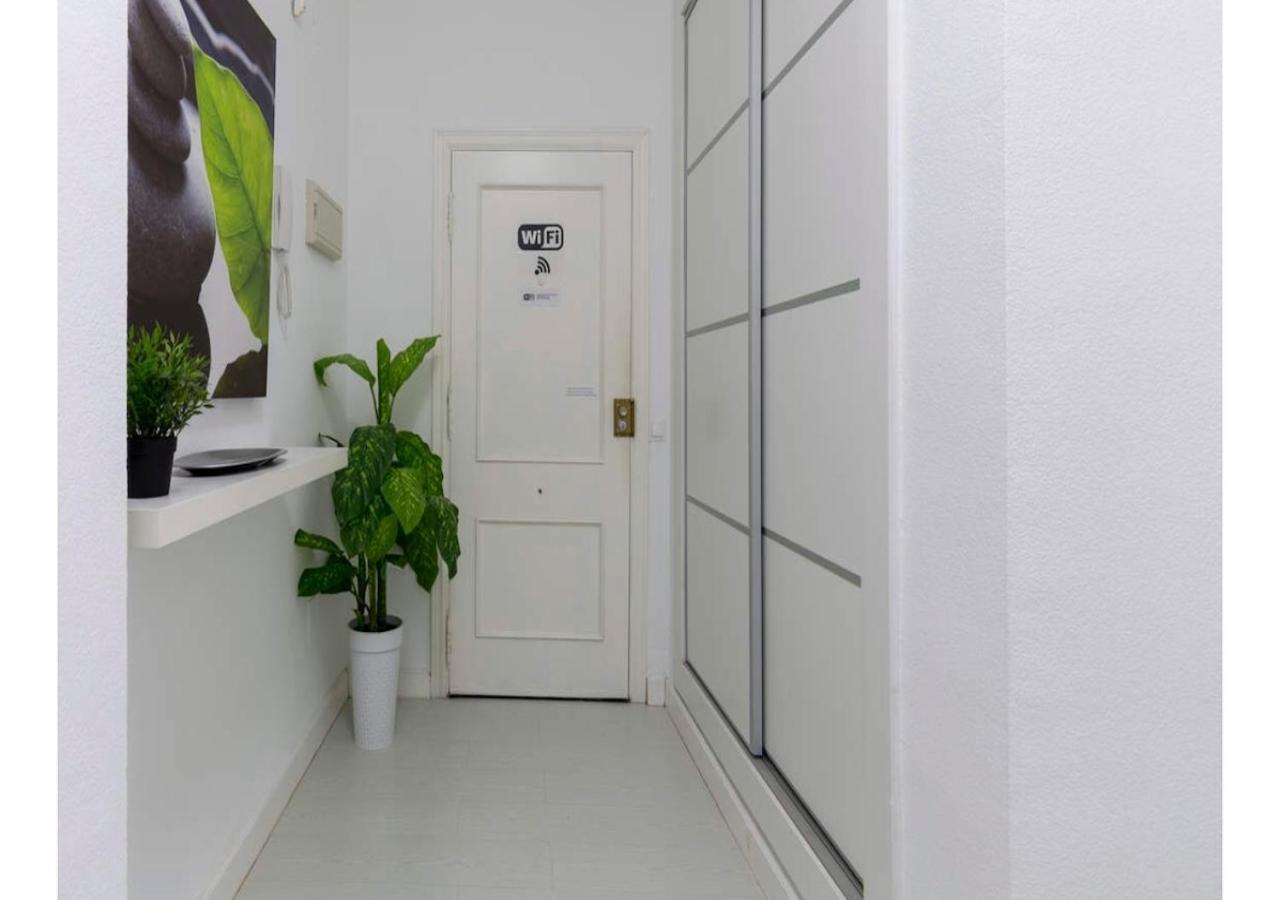 Lovely Studio At The City Heart! Malaga Zewnętrze zdjęcie